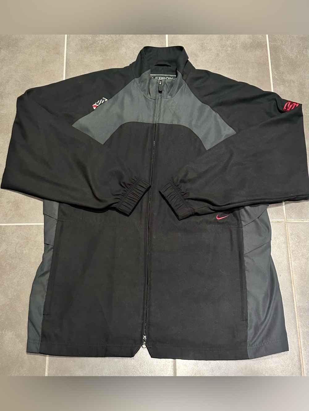 Vintage Nike LeBron James Signature Collection L23J Jacket